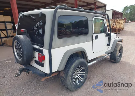 2005 Jeep Wrangler Unlimited из США, поврежденный, VIN 1J4FA44SX5P353753